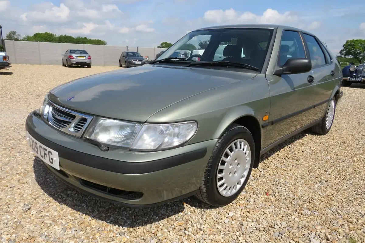 Used Saab 9-3 1998 Green Hatchback