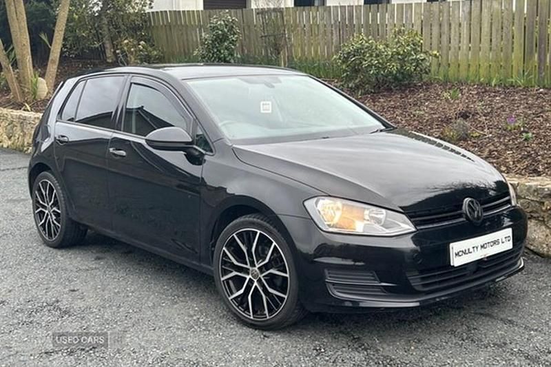 Used VW Golf VII SE 105 HP (77 kW) 2014 Black Hatchback