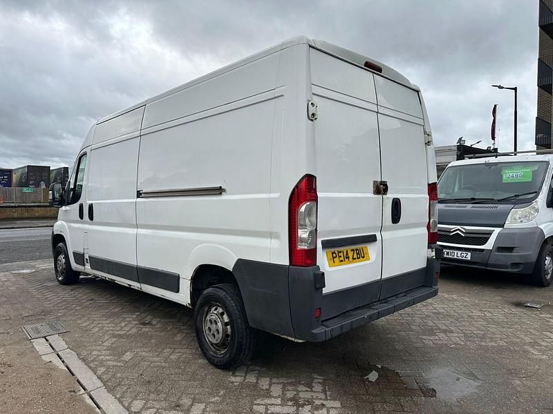 Used Citroën Relay 130 HP (95 kW) 2014 White Van