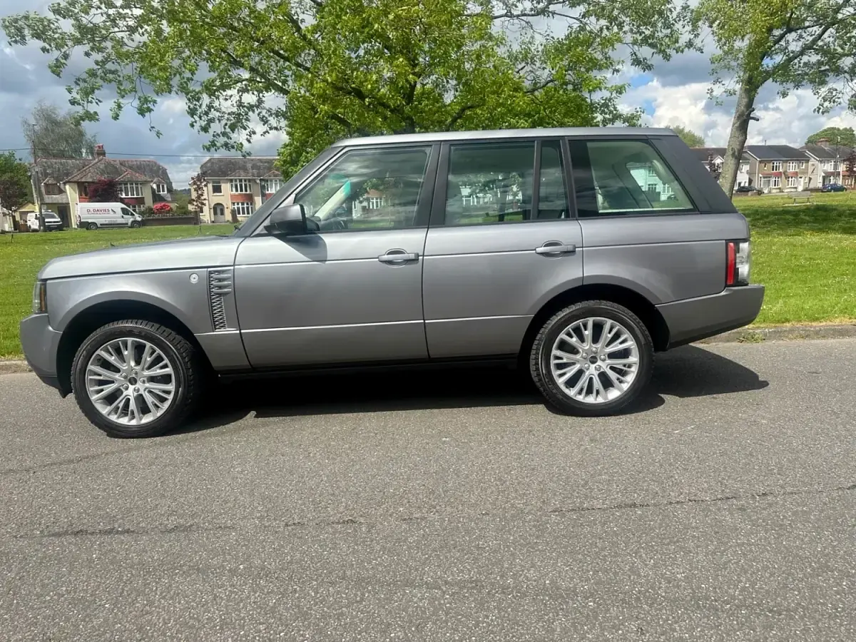 Używany Land Rover Range Rover 313 KM (230 kW) 2012 Szary SUV