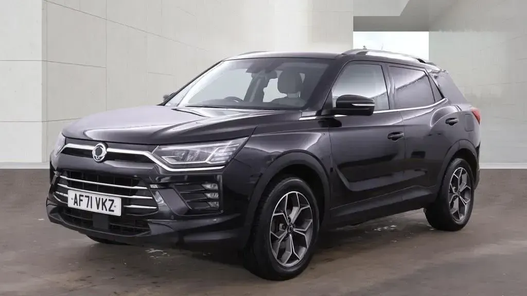 Używany SsangYong Korando 163 KM (119 kW) 2021 Czarny SUV