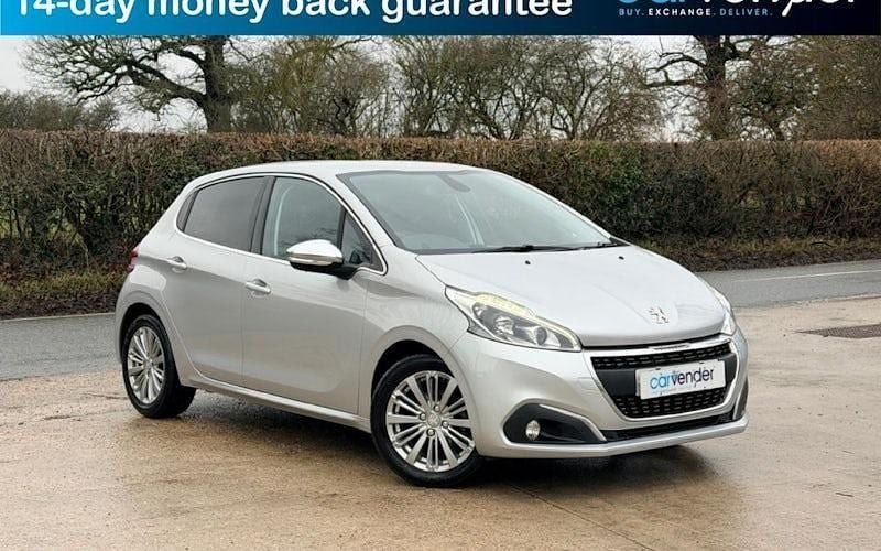 Used Peugeot 208 Allure 82 HP (60 kW) 2018 Hatchback