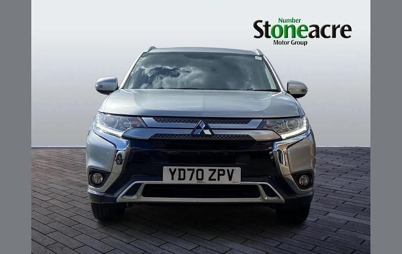 Used Mitsubishi Outlander 147 HP (108 kW) 2020 Silver SUV