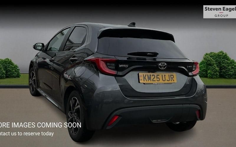 Used Toyota Yaris Hybrid Design 116 HP (85 kW) 2026 Hatchback