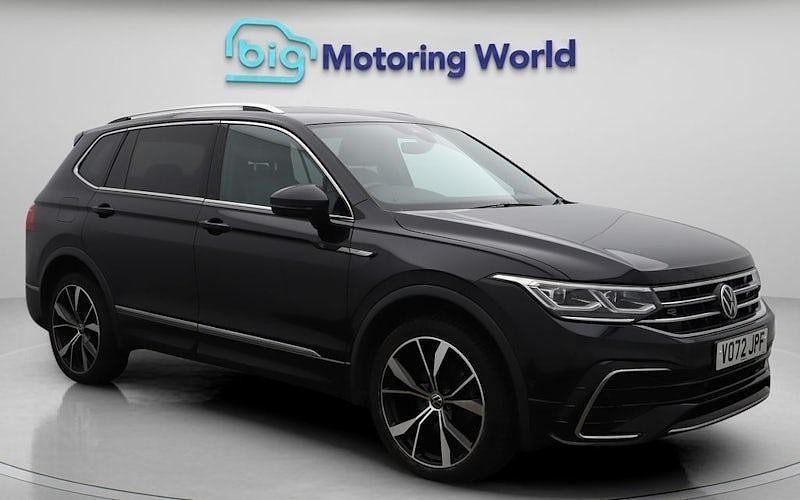 Used 2024 VW Tiguan Allspace R-line SUV | £23,100 (Good price) - Image 1/4