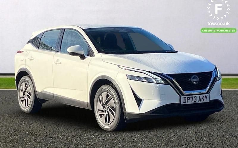 White Used 2022 Nissan Qashqai Acenta Premium SUV | £17,099 (Fair price) - Image 1/3