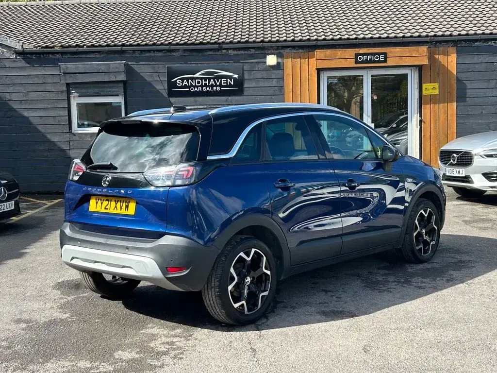 Used Vauxhall Crossland SRi 130 HP (95 kW) 2021 Blue SUV