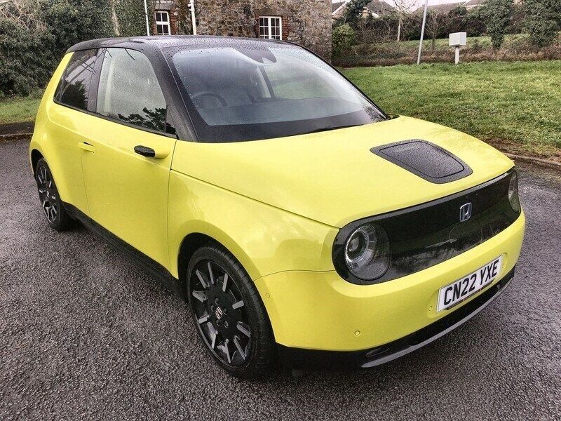 Yellow Used 2022 Honda e Advance Hatchback | £27,491 - Image 1/4