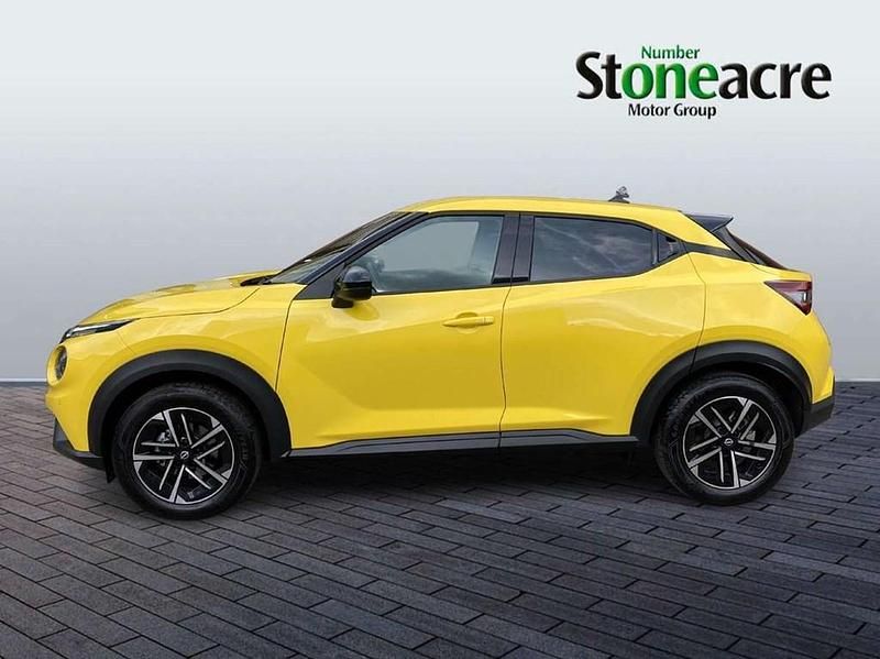 Used Nissan Juke N-Connecta 143 HP (105 kW) 2025 Yellow SUV
