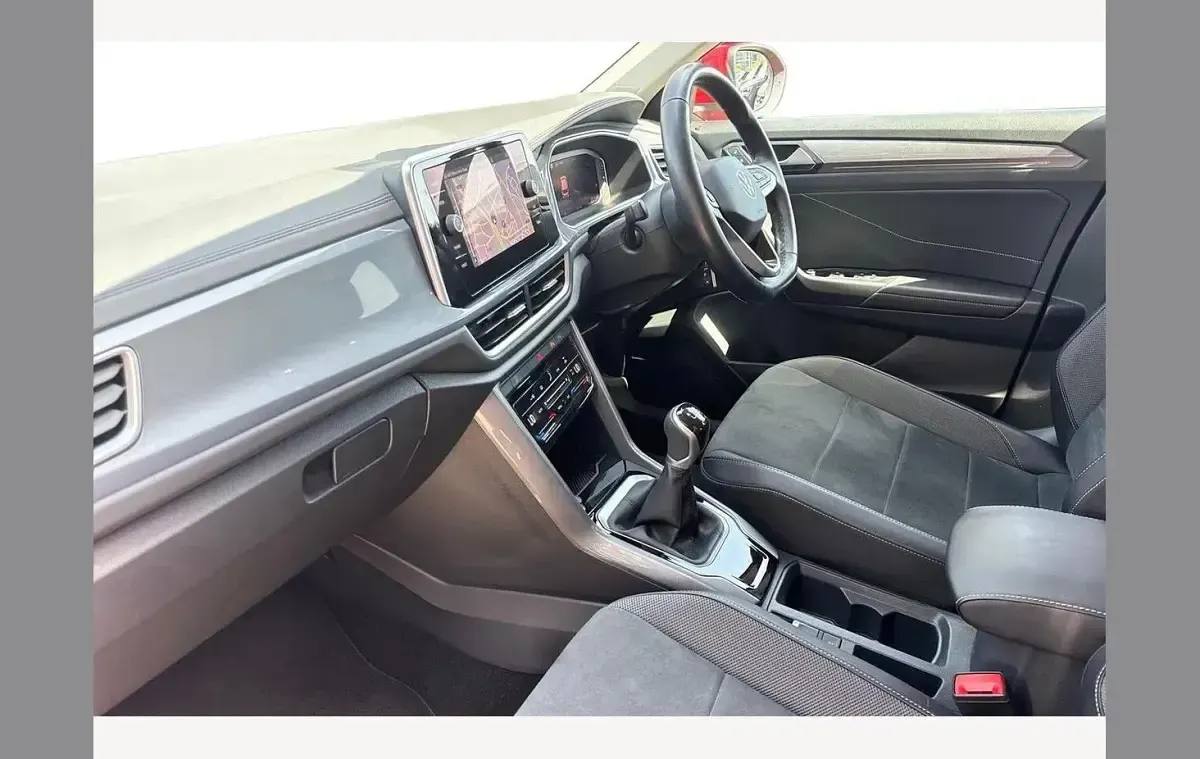 Used VW T-Roc Style 110 HP (80 kW) 2022 Kings red SUV
