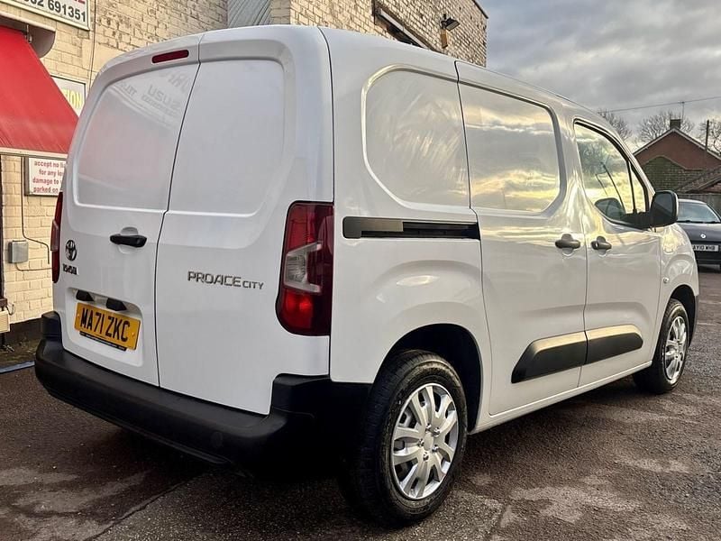 Used Toyota Proace Active 2021 White MPV