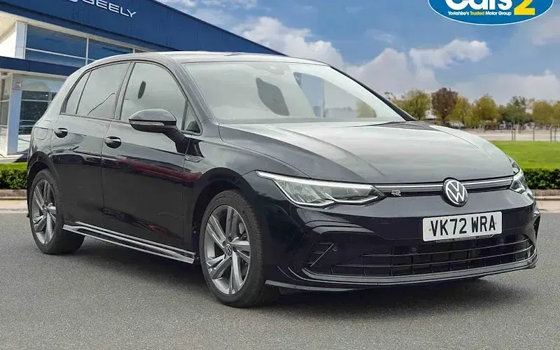 Używany VW Golf VIII R-line 131 KM (96 kW) 2024 Hatchback