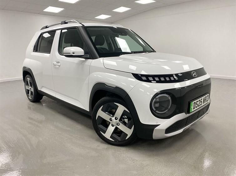 Used Hyundai Inster 85 kW (116 HP) 2025 White Hatchback