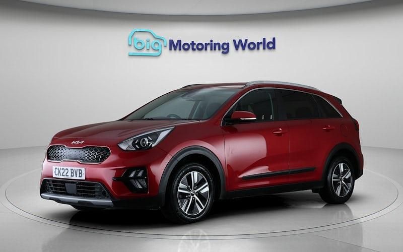 Used Kia Niro 141 HP (103 kW) 2022 Red SUV