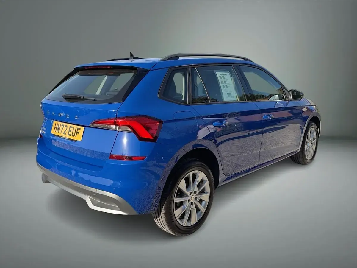 Used Skoda Kamiq SE 81 HP (59 kW) 2022 Energy blue SUV