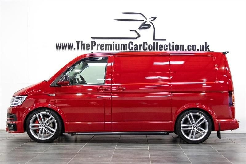 Used VW Transporter Edition 2019 Red Van