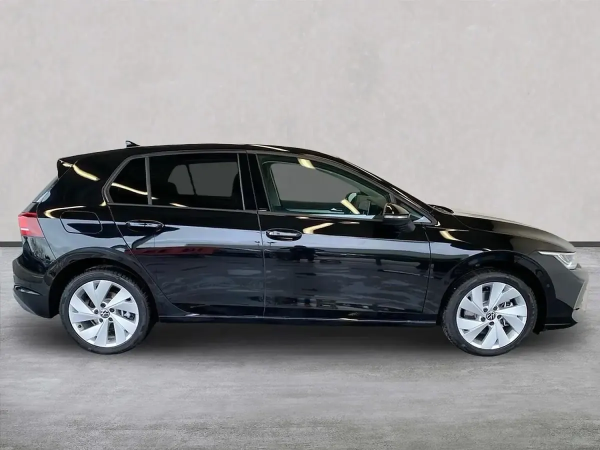Used VW Golf VIII Match 204 HP (150 kW) 2026 Black Hatchback