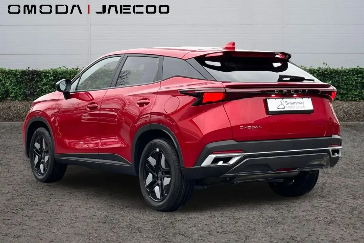 New Omoda 5 147 HP (108 kW) 2026 Red SUV