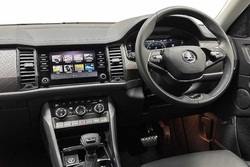 Used Skoda Kodiaq SE L Executive 110 HP (80 kW) 2024 Brilliant silver metallic SUV