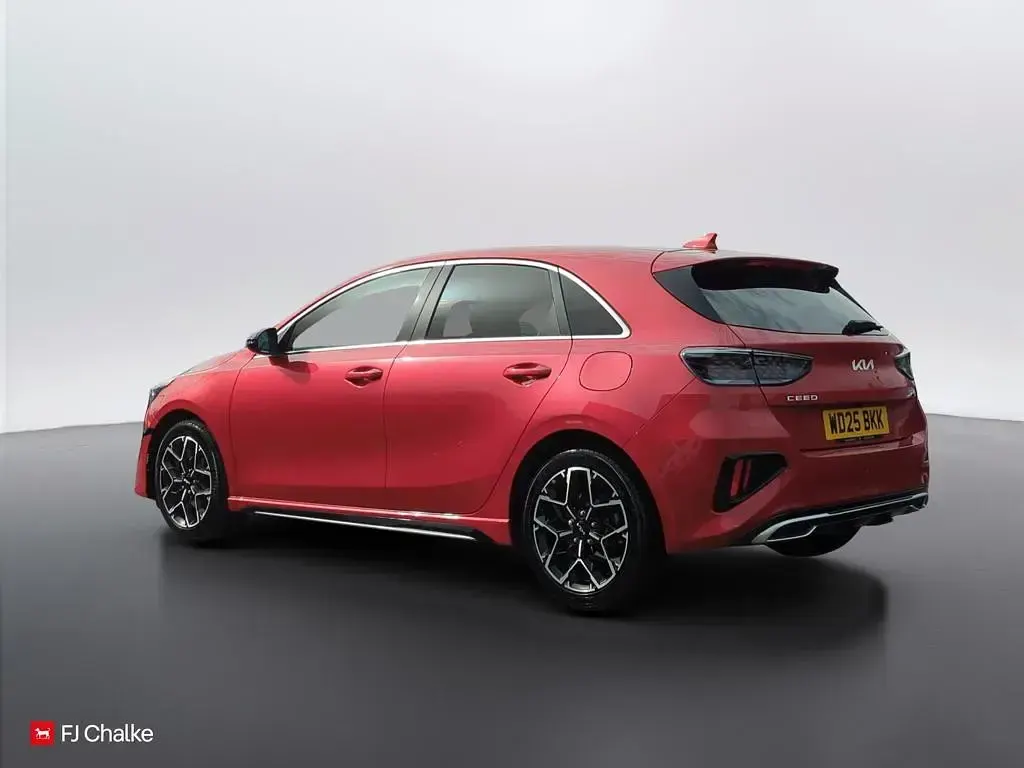 Used Kia Ceed GT-Line 138 HP (101 kW) 2025 Red Hatchback