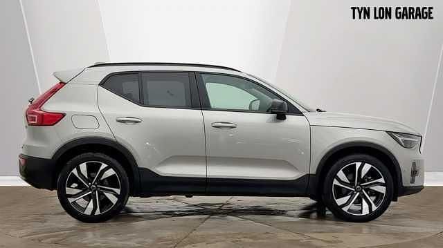 Used Volvo XC40 Ultra 194 HP (142 kW) 2025 SUV