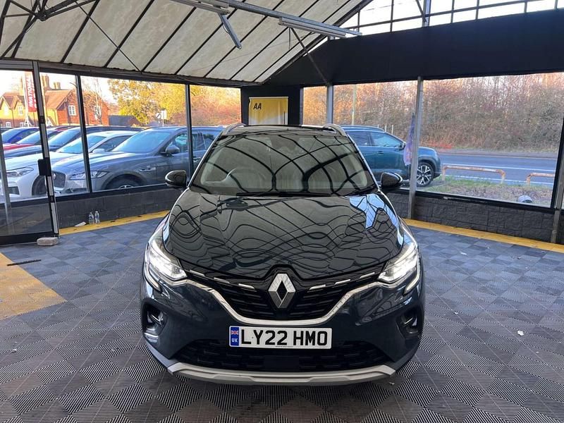 Used Renault Captur SE 143 HP (105 kW) 2022 Blue/black SUV
