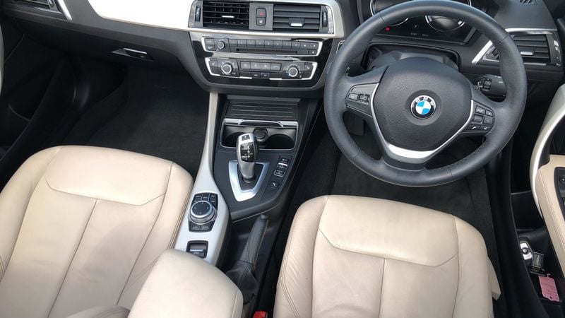 Usado BMW 218 Comfort Edition 150 HP (110 kW) 2019 Azul Cabrios