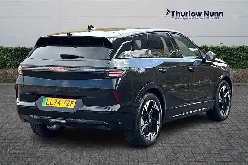 Second-hand Vauxhall Grandland Ultimate 156 kW (213 CP) 2024 Negru SUV