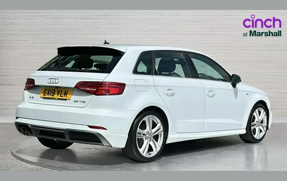 Used Audi A3 S-Line 147 HP (108 kW) 2019 White Sedan