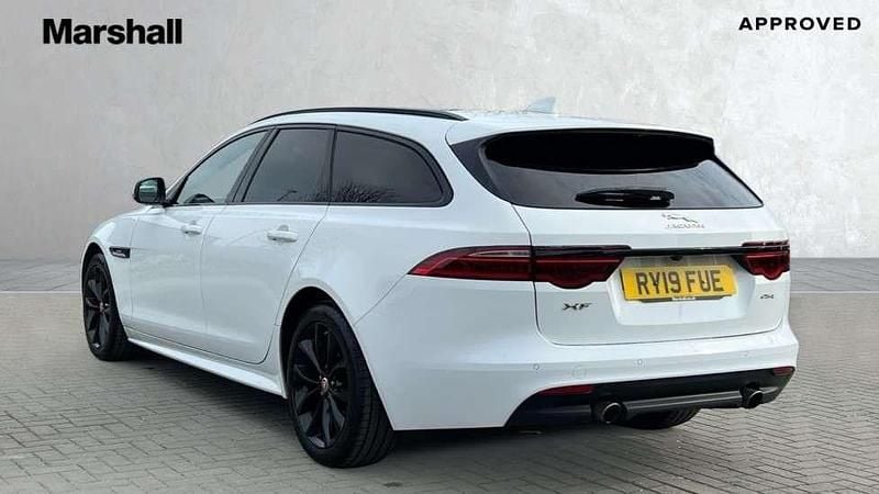 Used Jaguar XF R-Sport 250 HP (183 kW) 2019 Solid  fuji white Estate