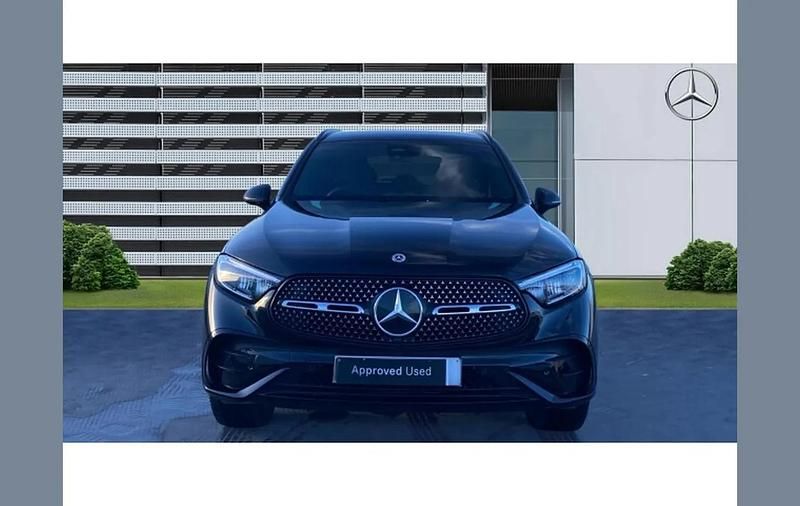 Used Mercedes GLC300e Urban 328 HP (241 kW) 2025 Black SUV