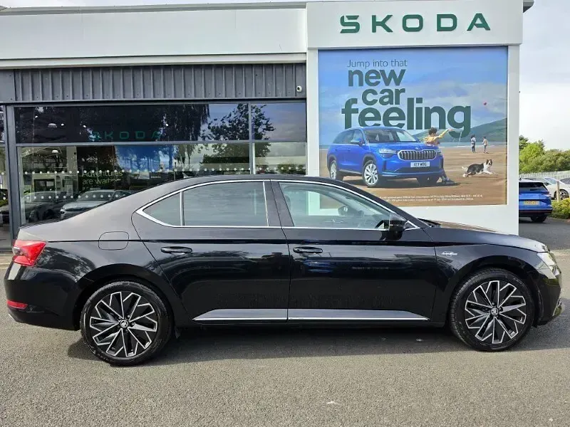 Used Skoda Superb 197 HP (144 kW) 2024 Black Hatchback