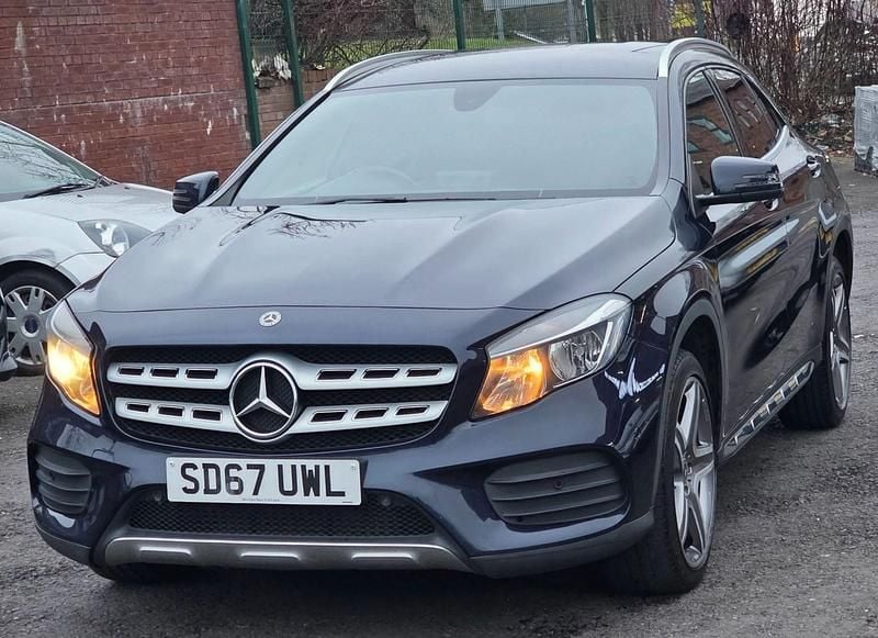 Used Mercedes GLA220 Executive 2017 Blue SUV
