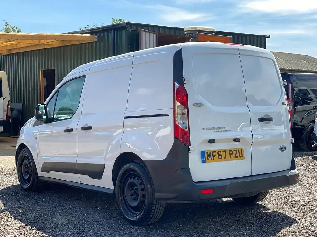 Used Ford Transit 100 HP (73 kW) 2017 White Van