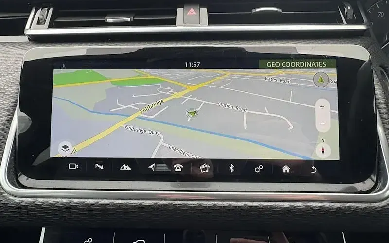 Used Land Rover Range Rover Velar S 249 HP (183 kW) 2020 SUV