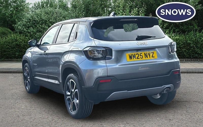 Usado Jeep Avenger Summit 101 HP (74 kW) 2025 Cinzento SUV