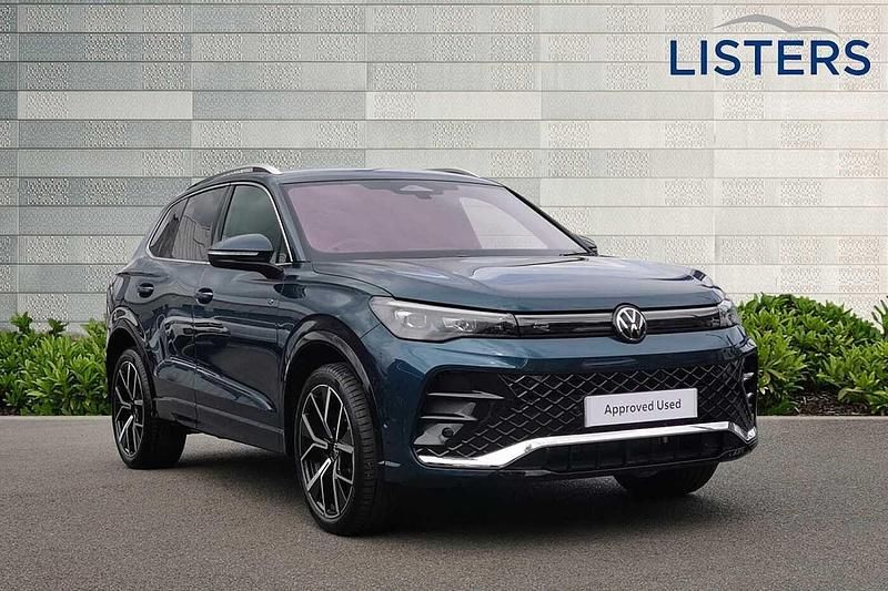 Blue Used 2025 VW Tiguan R-line SUV | £43,690 - Image 1/4
