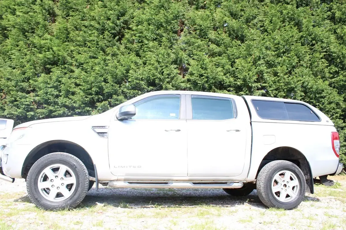 Used Ford Ranger Limited 200 HP (147 kW) 2014 Silver Pickup