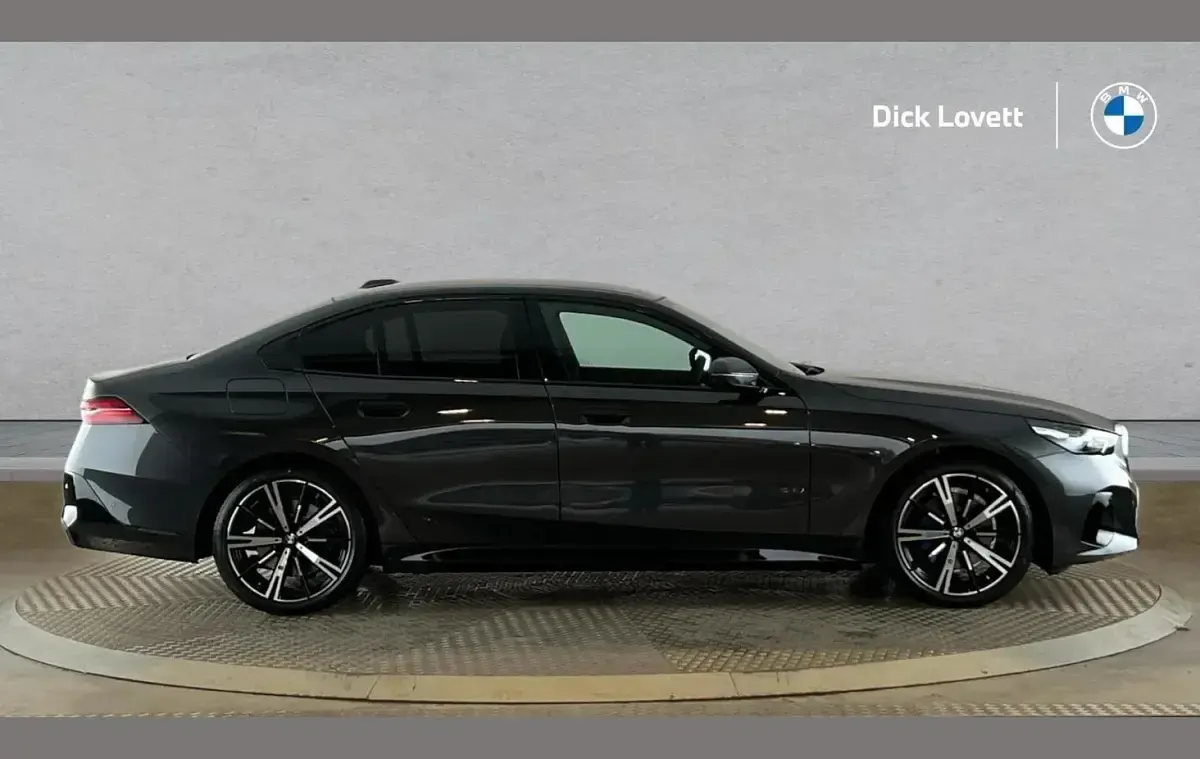 Used BMW 520 M Sport 205 HP (150 kW) 2026 Grey Sedan