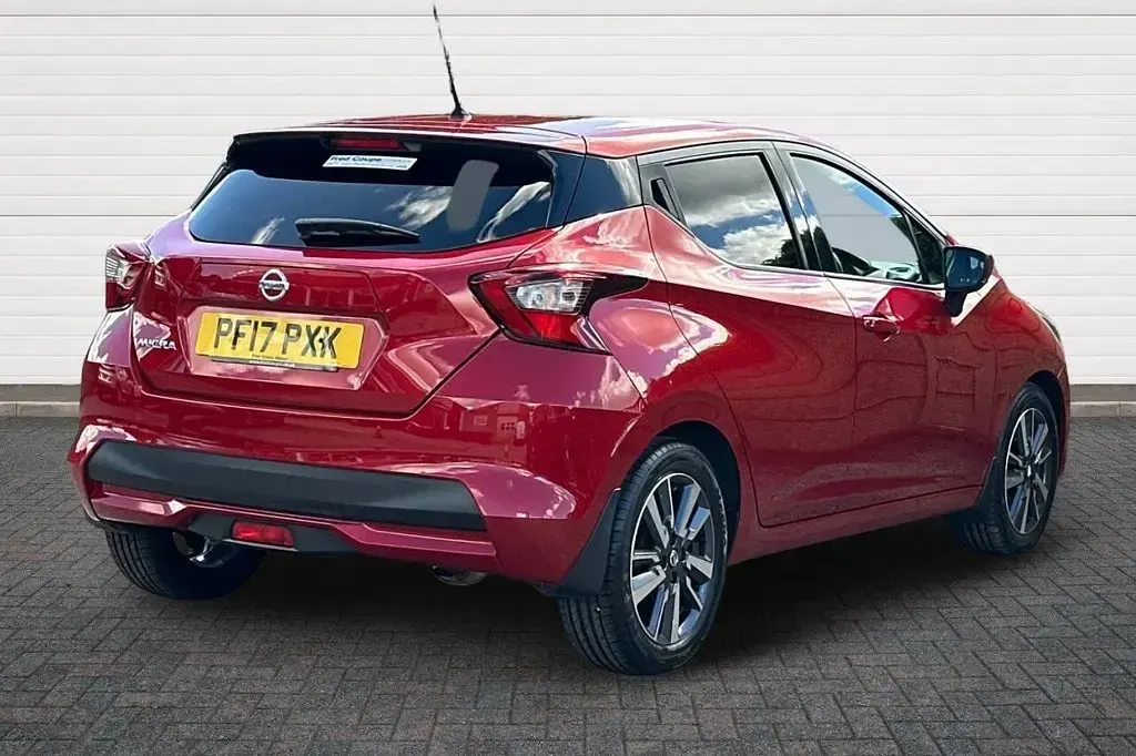 Used Nissan Micra N-Connecta 90 HP (66 kW) 2017 Red Hatchback