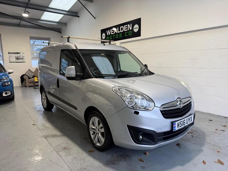 Silver Used 2016 Vauxhall Combo Sportive Hatchback | £3,995 (Fair price) - Image 1/4