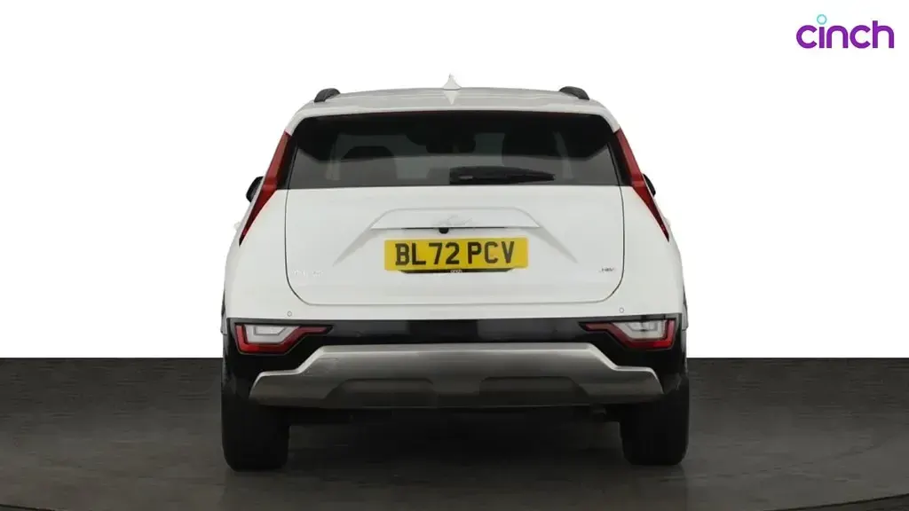 Used Kia Niro 2023 White SUV