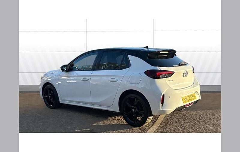Used Vauxhall Corsa 100 HP (73 kW) 2023 White Hatchback
