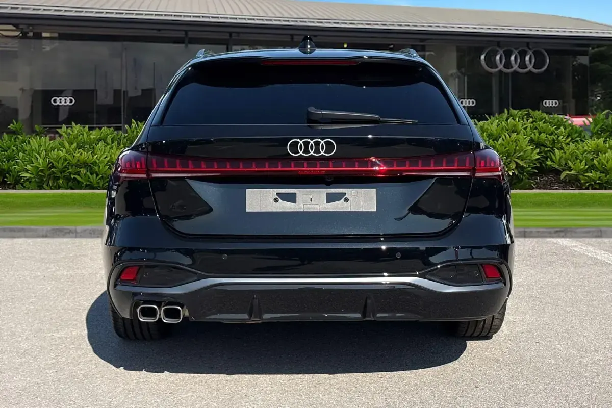 New Audi A5 S-Line 204 HP (150 kW) 2026 Black Estate
