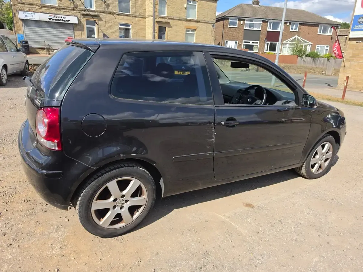 Used VW Polo Match 60 HP (44 kW) 2009 Black Hatchback