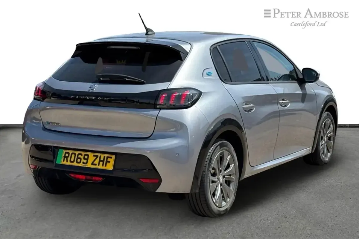 Used Peugeot e-208 Allure 98 kW (134 HP) 2020 Grey Hatchback