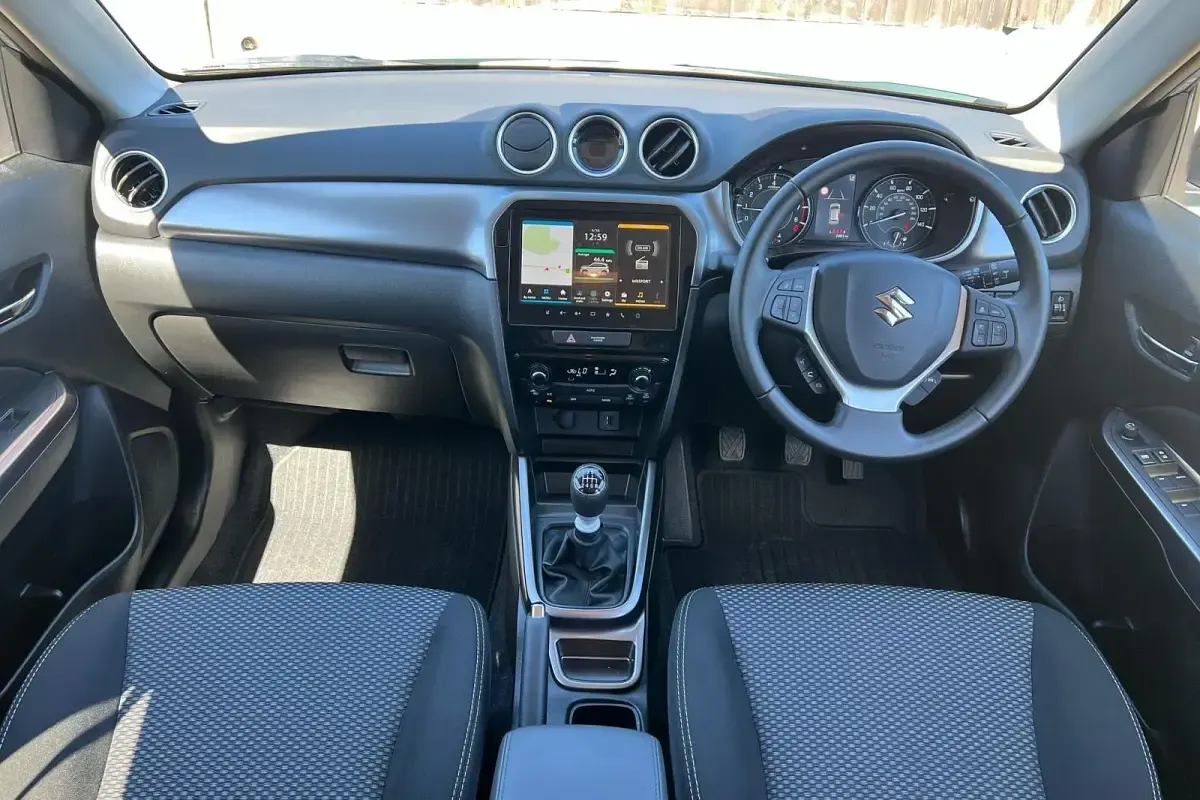 Używany Suzuki Vitara 2025 Niebieski SUV