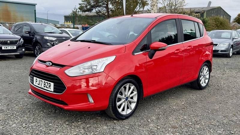 Used Ford B-MAX Titanium 105 HP (77 kW) 2017 Red MPV