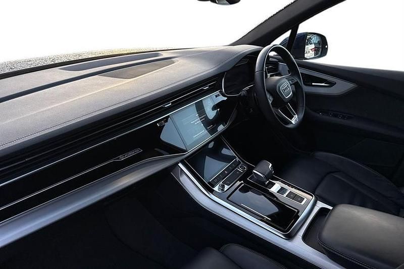 Used Audi Q7 S-Line 340 HP (250 kW) 2023 Blue SUV