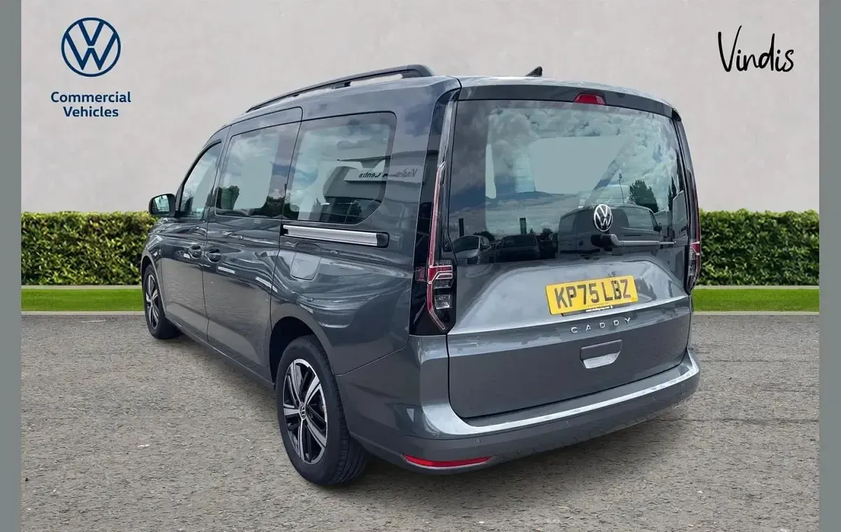 Used VW Caddy Maxi Life 122 HP (89 kW) 2025 Grey MPV
